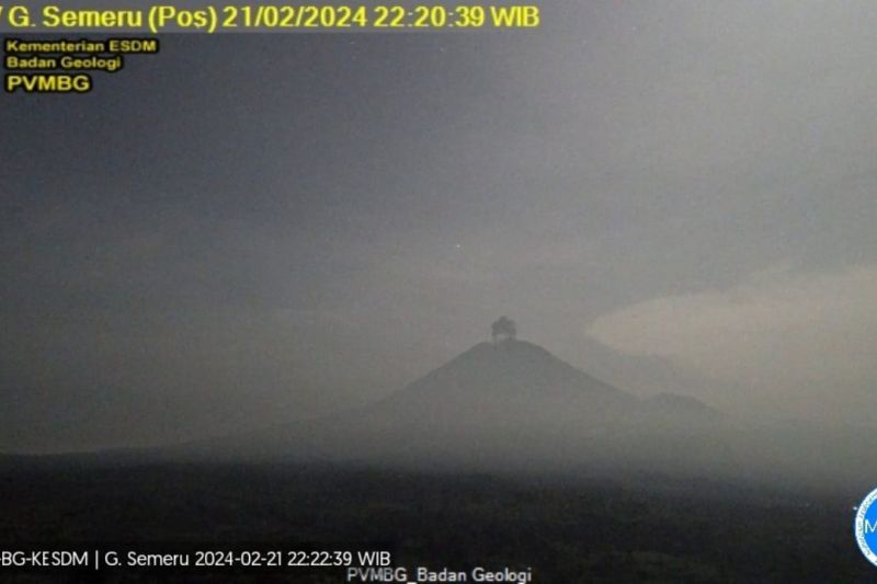 Gunung Semeru Erupsi Hari Ini